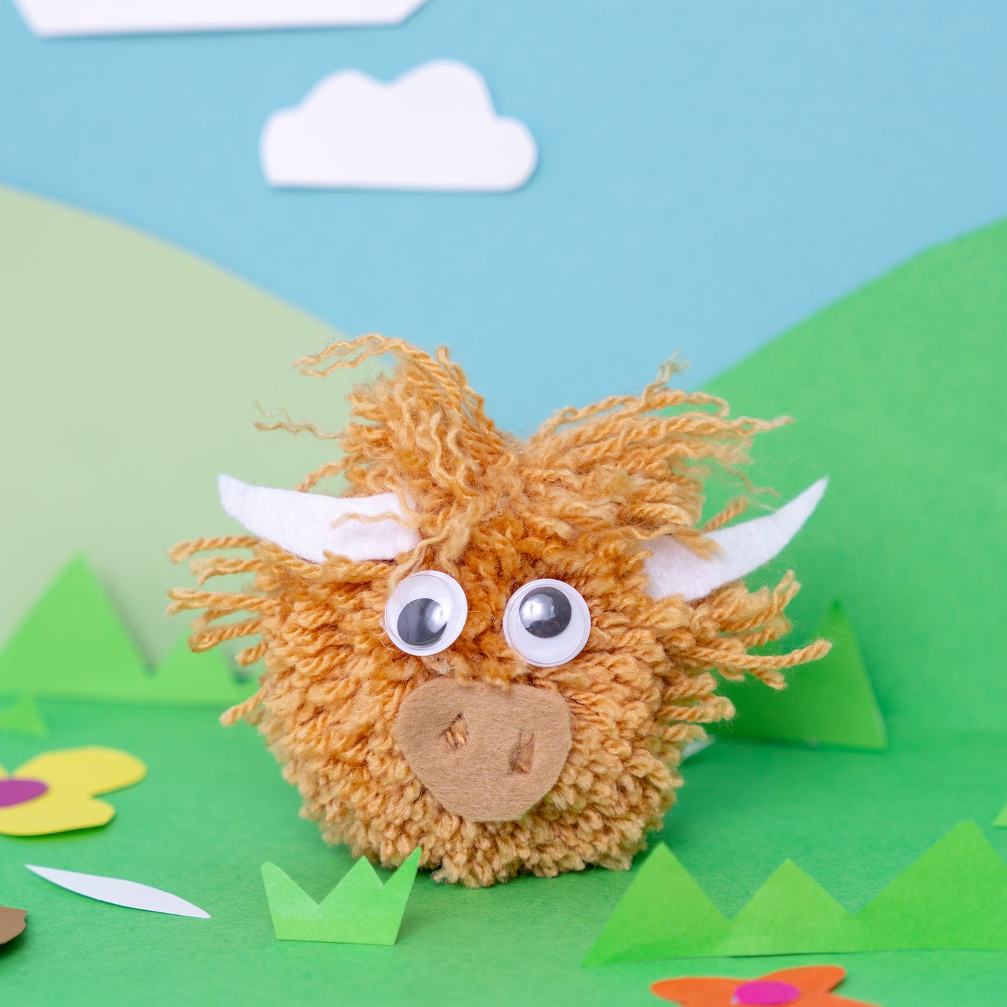 Highland Cow Pom Pom Kit