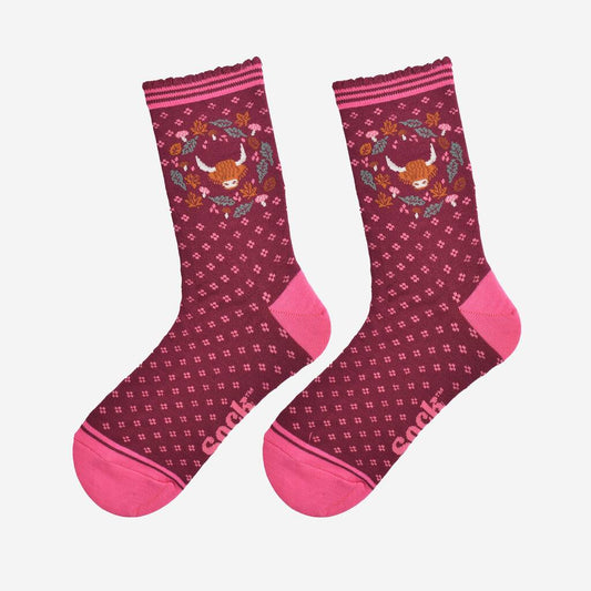 Women's Burgundy Highland Cow Wreath Bamboo Socks